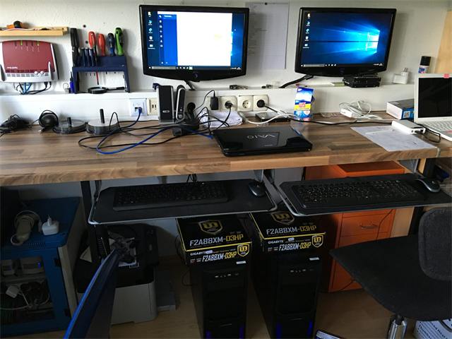 Werkstatt mit Testplätzen